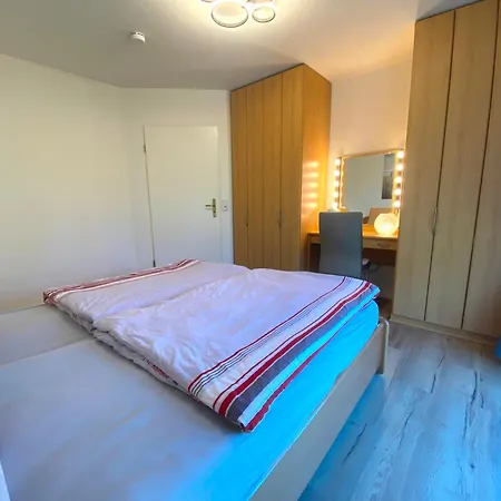 Frische Brise Апартаменты Шёнбергер-Штранд