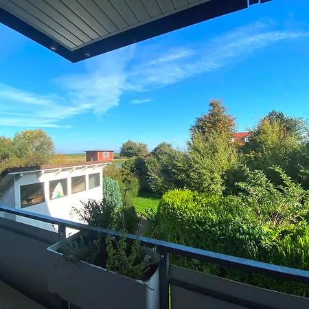 Frische Brise Апартаменты Шёнбергер-Штранд