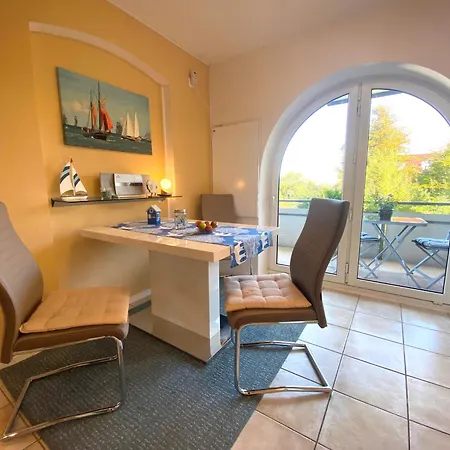 Апартаменты Frische Brise Шёнбергер-Штранд